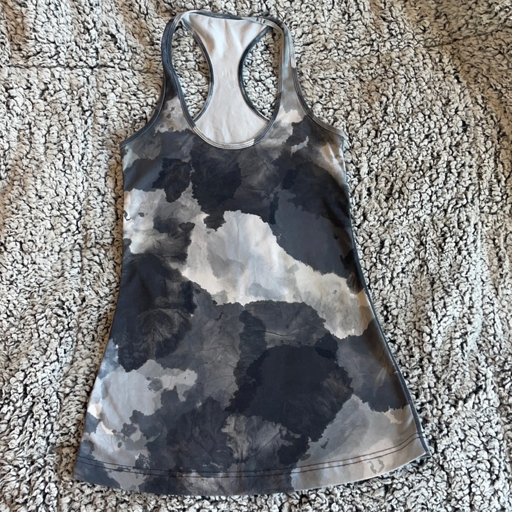 Lululemon tie die too